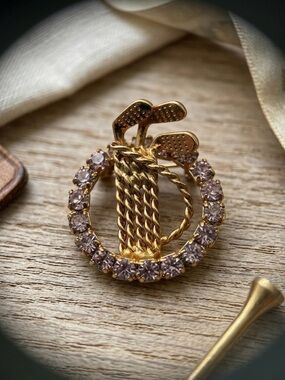 Vintage Lavender Rhinestone Golf Club Bag Brooch - Gold Tone Sporty Chic